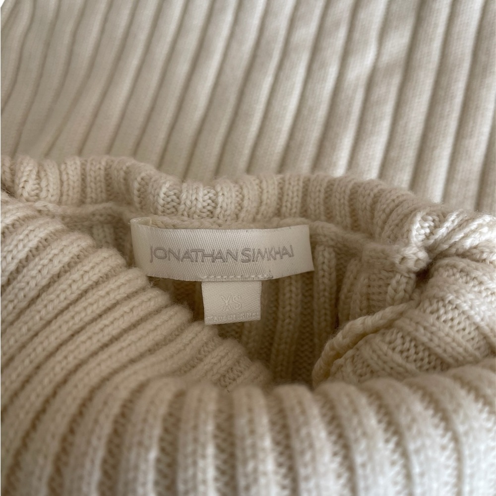 Jonathan Simkhai Cream Ribbed Turtleneck 

Skirt and sweater 100% Merino wool - Picture 3 of 16